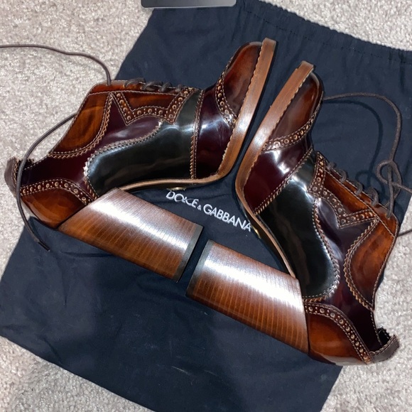Dolce & Gabbana Oxfords - Picture 5 of 9